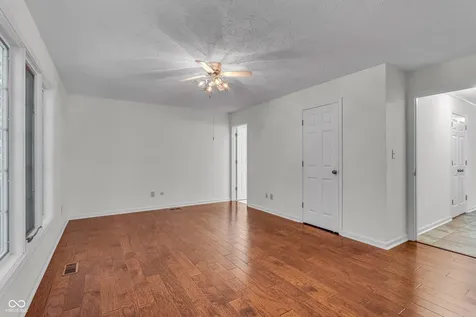 5228 Greenwillow Road Indianapolis IN 46226