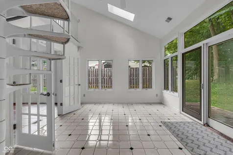 5228 Greenwillow Road Indianapolis IN 46226