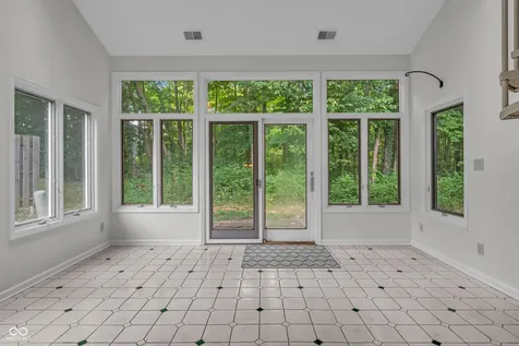 5228 Greenwillow Road Indianapolis IN 46226