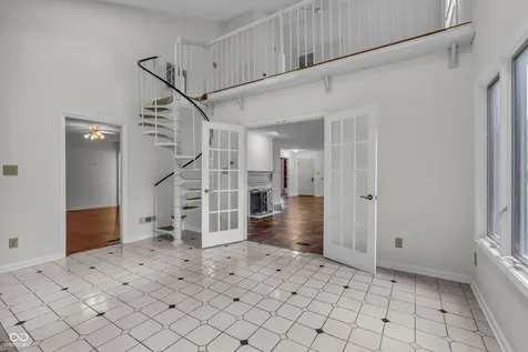 5228 Greenwillow Road Indianapolis IN 46226