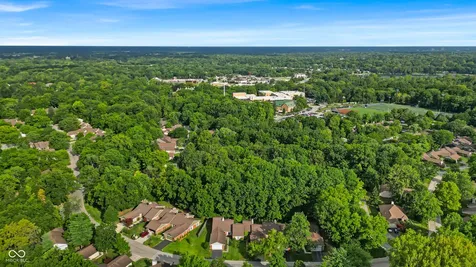 5228 Greenwillow Road Indianapolis IN 46226