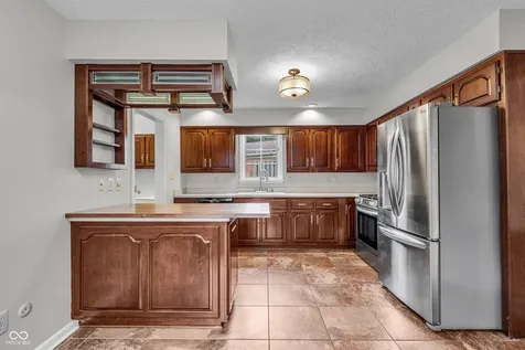 5228 Greenwillow Road Indianapolis IN 46226