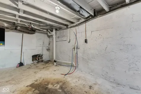 241 N Pershing Avenue Indianapolis IN 46222