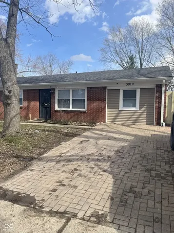 3919 Kivet Court Indianapolis IN 46235