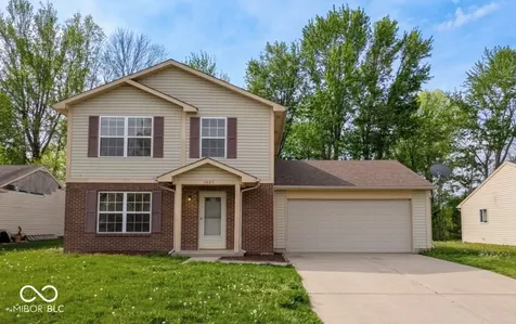 1685 Thresher Drive Columbus IN 47201
