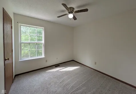 1685 Thresher Drive Columbus IN 47201