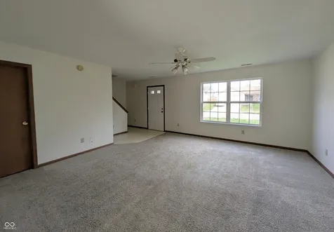 1685 Thresher Drive Columbus IN 47201