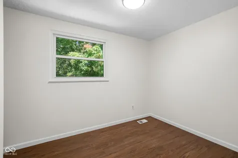 9222 Allisonwood Drive Indianapolis IN 46250