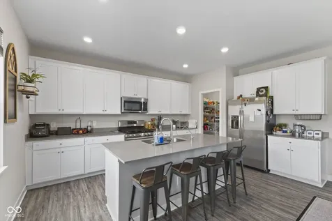 16352 Sedalia Drive Fishers IN 46040