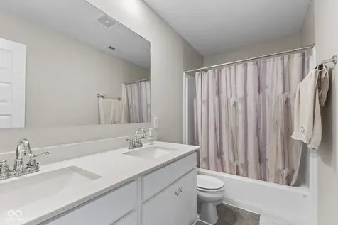 16352 Sedalia Drive Fishers IN 46040