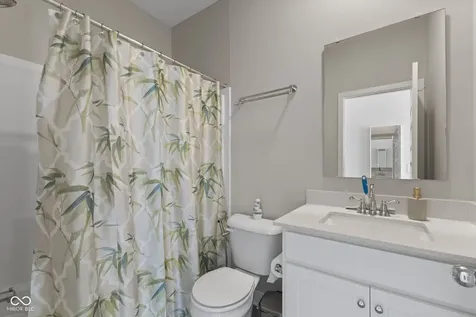 16352 Sedalia Drive Fishers IN 46040