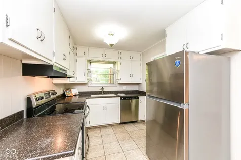 1526 Orchard Park Drive N Carmel IN 46280