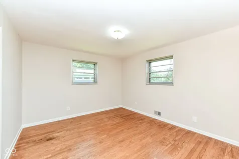 1526 Orchard Park Drive N Carmel IN 46280