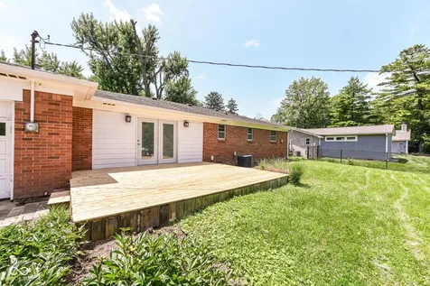 1526 Orchard Park Drive N Carmel IN 46280