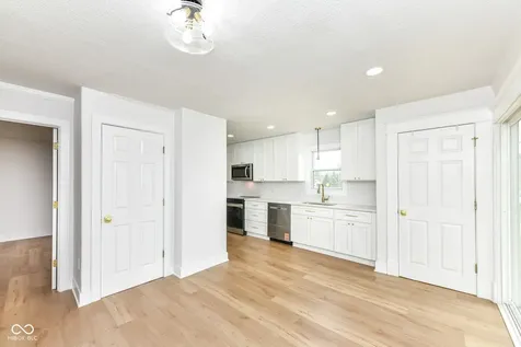 207 Linville Avenue Whitestown IN 46075