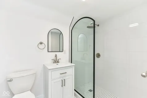 207 Linville Avenue Whitestown IN 46075