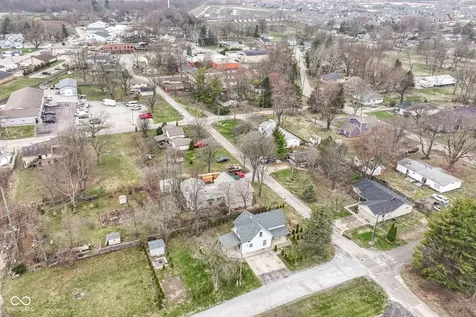 207 Linville Avenue Whitestown IN 46075