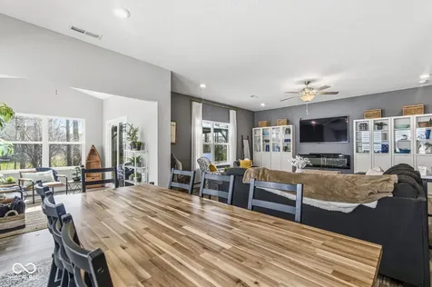 1225 S Aberdeen Drive Franklin IN 46131