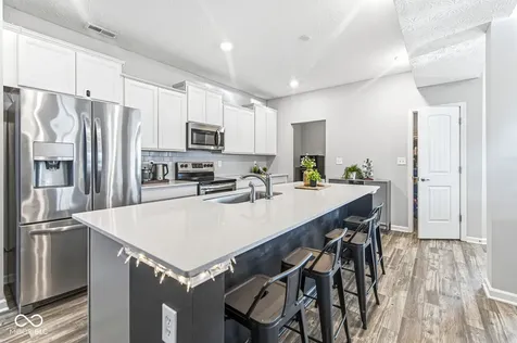 1225 S Aberdeen Drive Franklin IN 46131