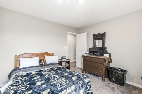 1225 S Aberdeen Drive Franklin IN 46131