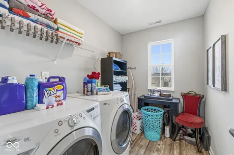 1225 S Aberdeen Drive Franklin IN 46131