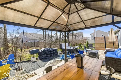 1225 S Aberdeen Drive Franklin IN 46131