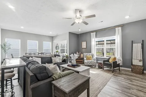 1225 S Aberdeen Drive Franklin IN 46131