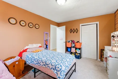 7591-7593 N Old S R 67 Mooresville IN 46158