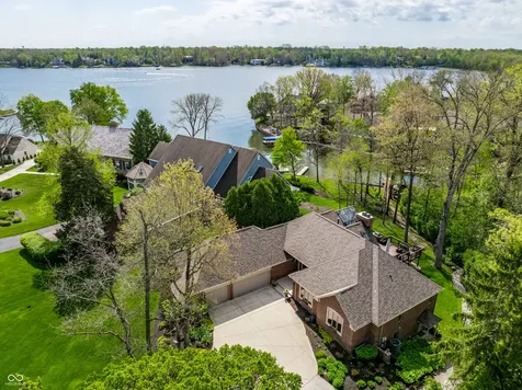 8613 Seaward Lane Indianapolis IN 46256