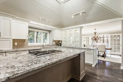 8613 Seaward Lane Indianapolis IN 46256