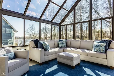 8613 Seaward Lane Indianapolis IN 46256