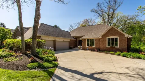 8613 Seaward Lane Indianapolis IN 46256