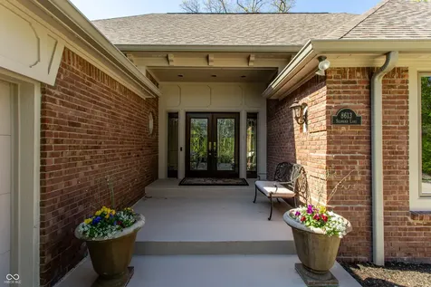 8613 Seaward Lane Indianapolis IN 46256