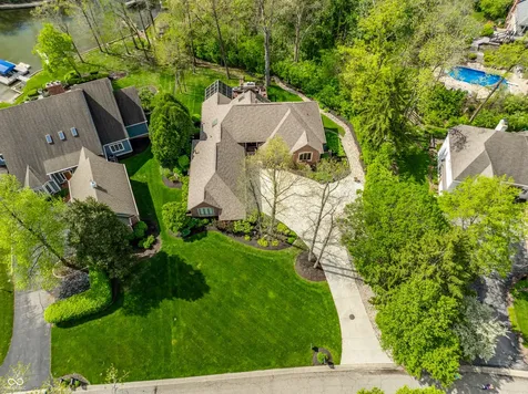 8613 Seaward Lane Indianapolis IN 46256