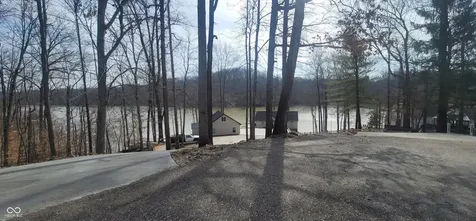 2530 S Glen Cove Martinsville IN 46151