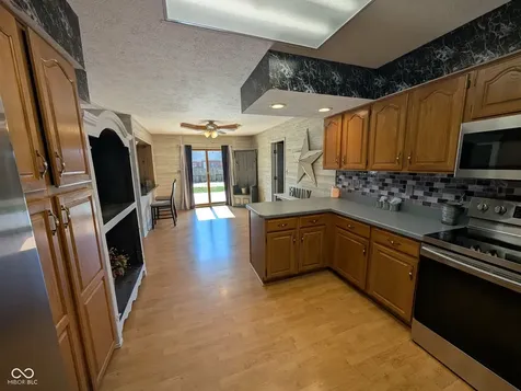 645 Parkeway Drive Rockville IN 47872