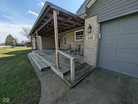 645 Parkeway Drive Rockville IN 47872