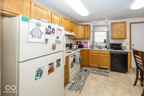 764 768 Kara Court Greenfield IN 46140