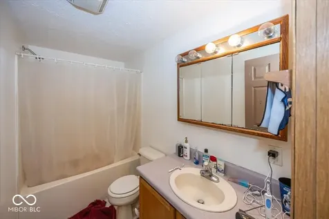 764 768 Kara Court Greenfield IN 46140