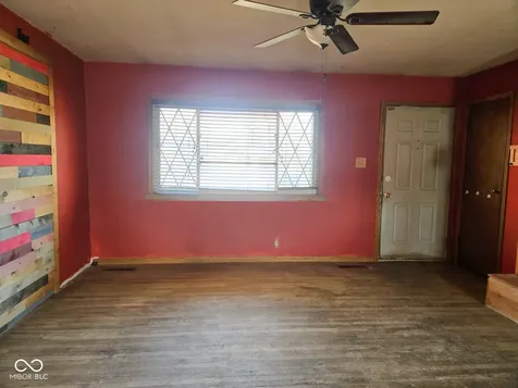 2005 Blue Ridge Drive Terre Haute IN 47802