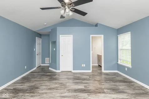 10211 Gate Drive Indianapolis IN 46239