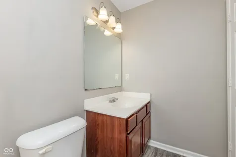 10211 Gate Drive Indianapolis IN 46239