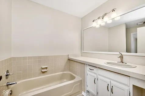 4775 Stansbury Lane Indianapolis IN 46254