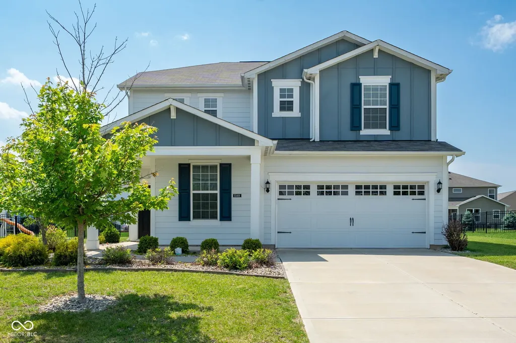 15469 Eastpark Circle W Fishers IN 46037