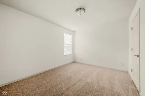 15469 Eastpark Circle W Fishers IN 46037