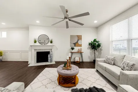 15469 Eastpark Circle W Fishers IN 46037