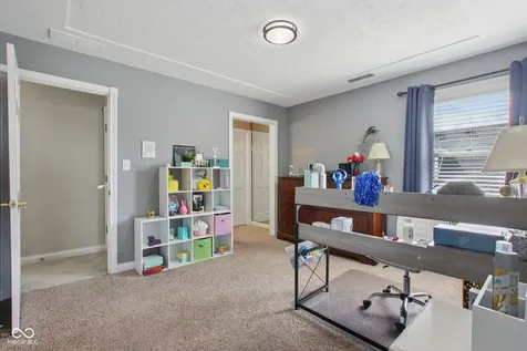 9986 Springstone Road Fishers IN 46055