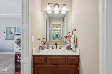9986 Springstone Road Fishers IN 46055