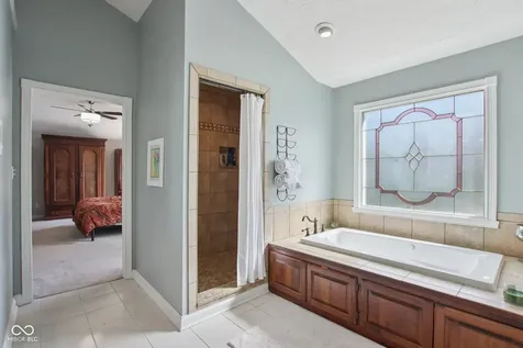 9986 Springstone Road Fishers IN 46055