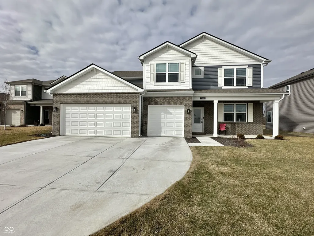 2698 Nampa Drive Whitestown IN 46075